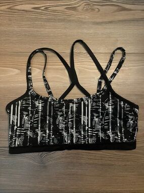 Soybu Black & White Striped Print Sports Bralette